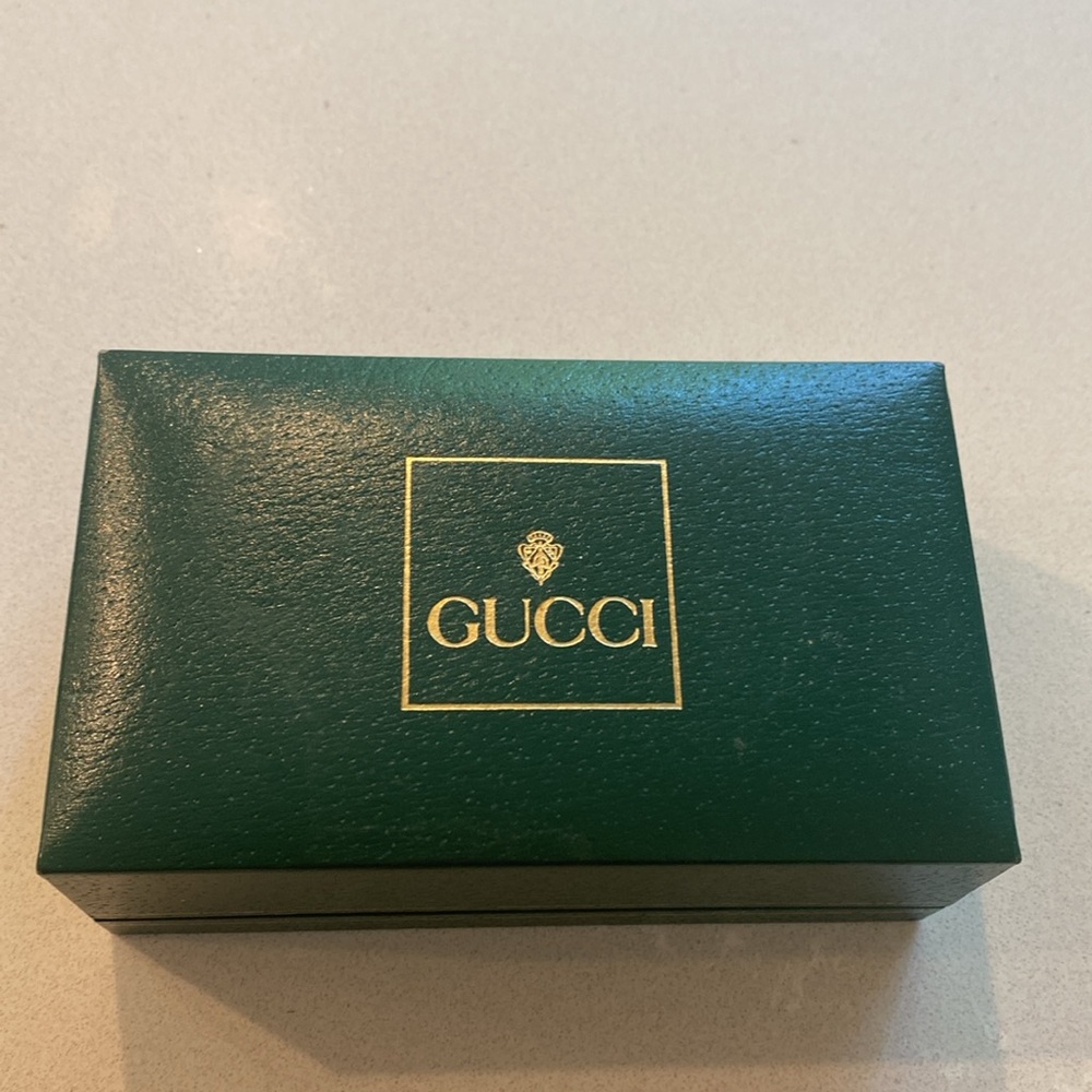 Gucci Gold Chain Watch 7” - Picture 3 of 8